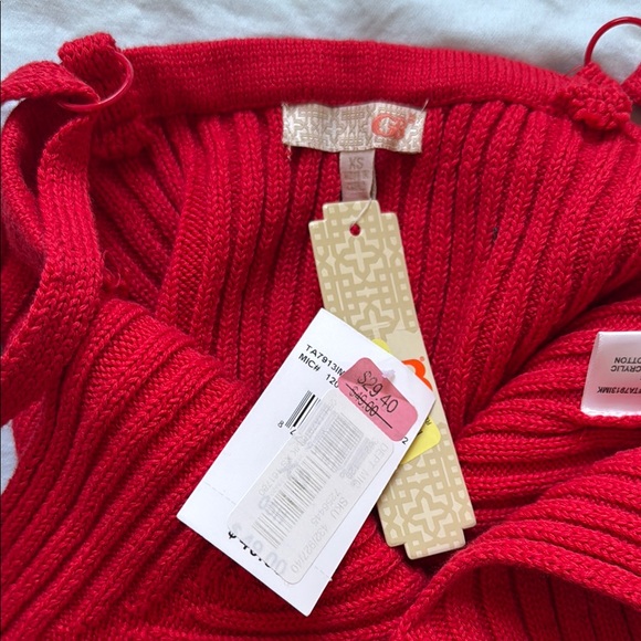 Red Ribbed Knit Women's Top - Picture 3 of 4